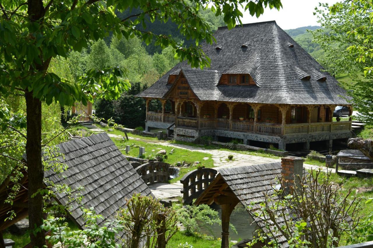 Păstrăvăria Alex Mara Exterior foto